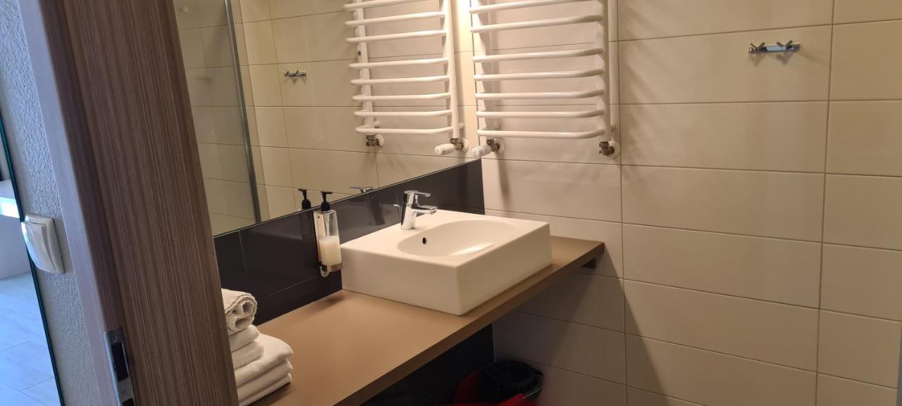 שייננה Apartamenty Czarna Gora S8 מראה חיצוני תמונה